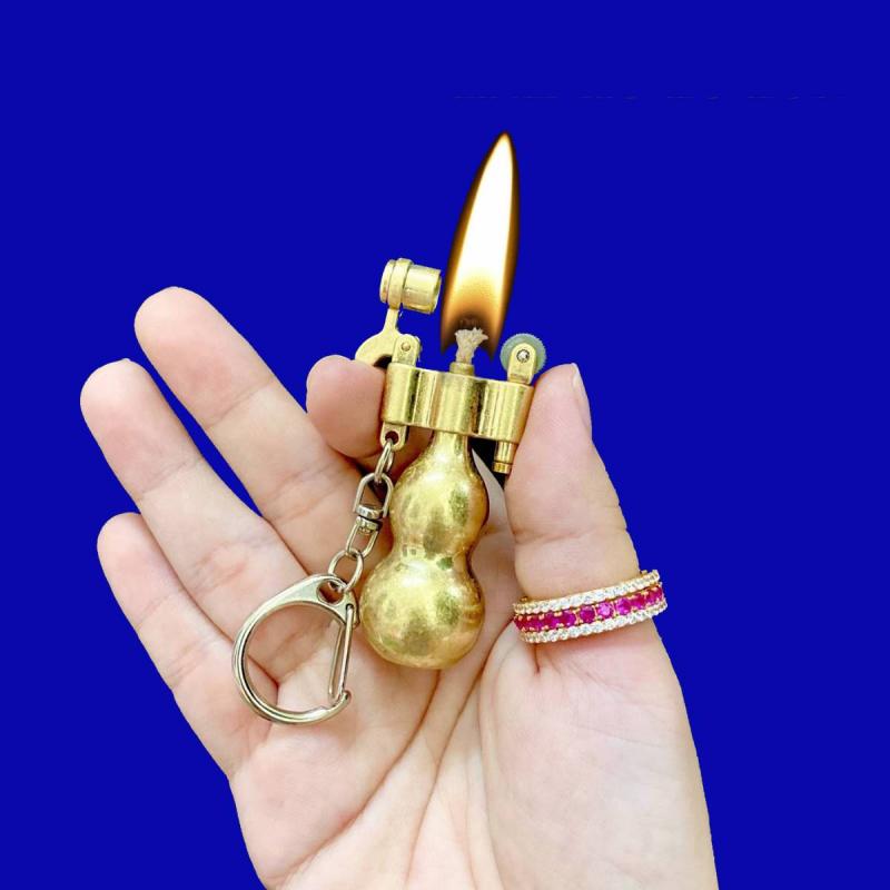 Bật lửa hình hồ lô xăng đá cổ có hộp