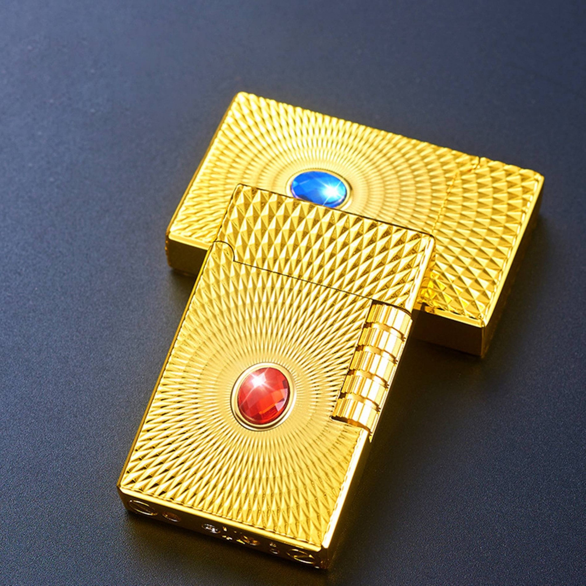 Bật lửa dạ quang từ viên ngọc bích